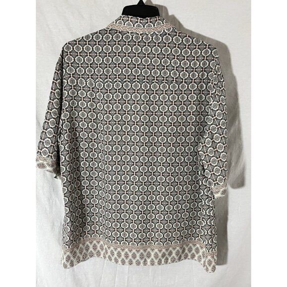 Max Studio Women’s Large Short Sleeve Button Up Blouse - Picture 5 of 8